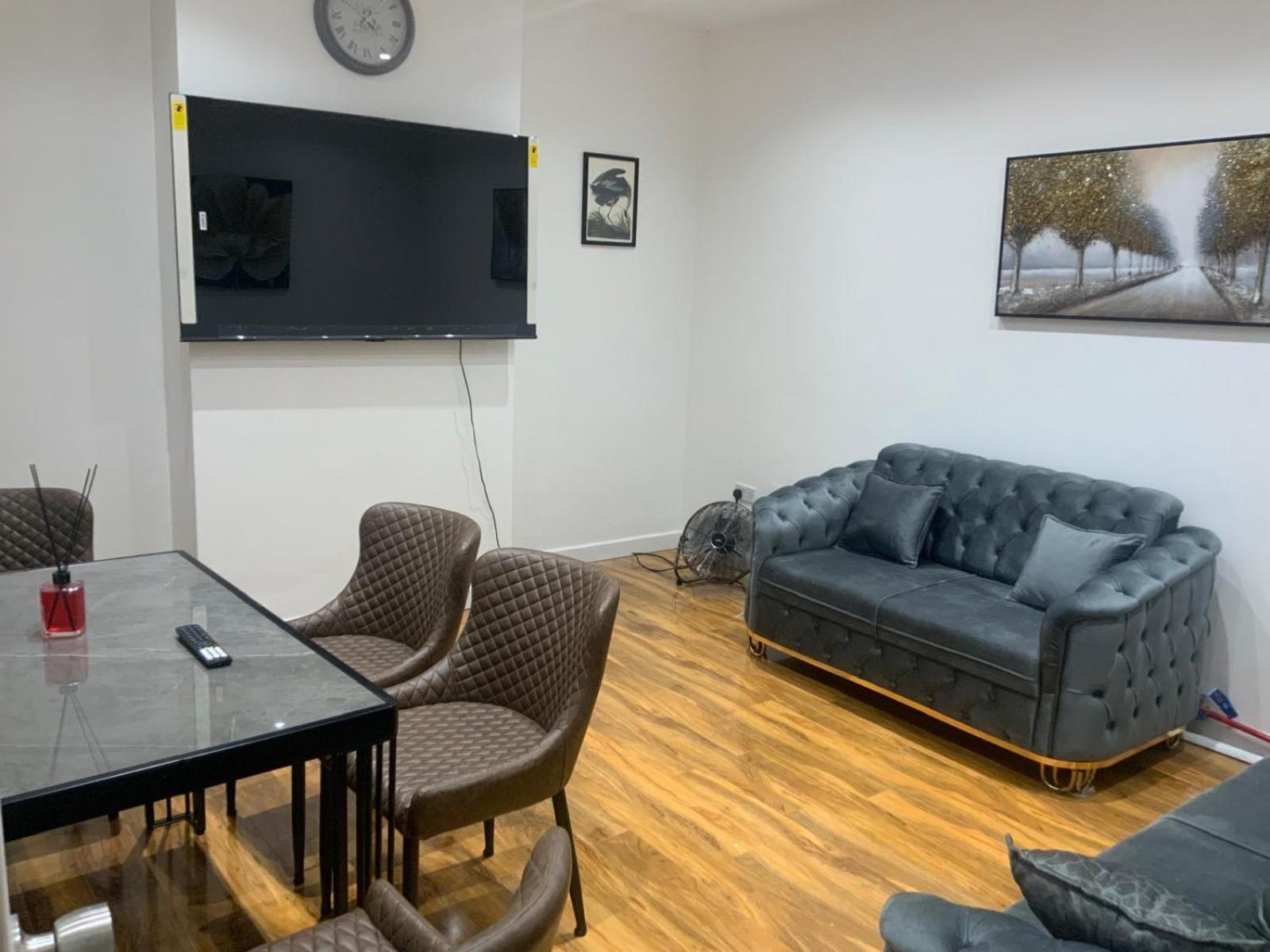 Apartment 2 Bedroom Barking (Greater London)